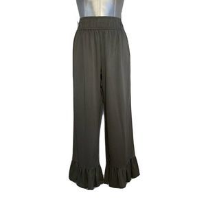 NEW Womens Big Ruffle Pants Gray 6 ATTYRE New York Flare Pull On Comfy‎ Casual M
